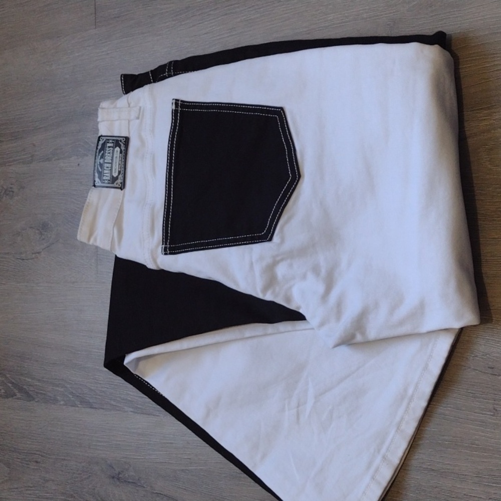 Ranch Dressn B+W Split Dye